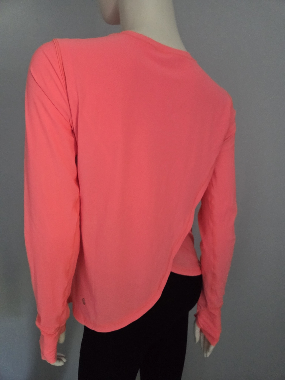 Lululemon Orange Long-Sleeve Open Split Back Top Size 4